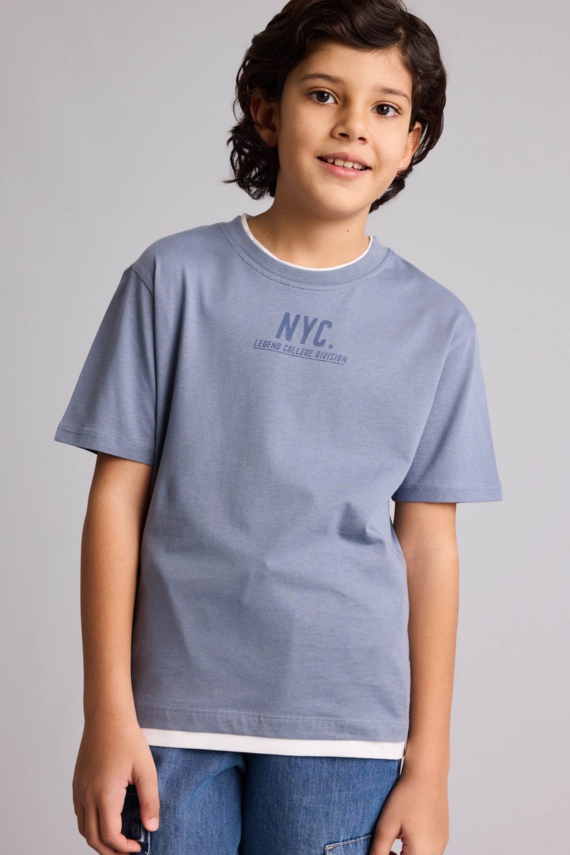 ديفاكتو تيشيرت اولادي نص كم قصة عادية برقبة مستديرة - Image 1